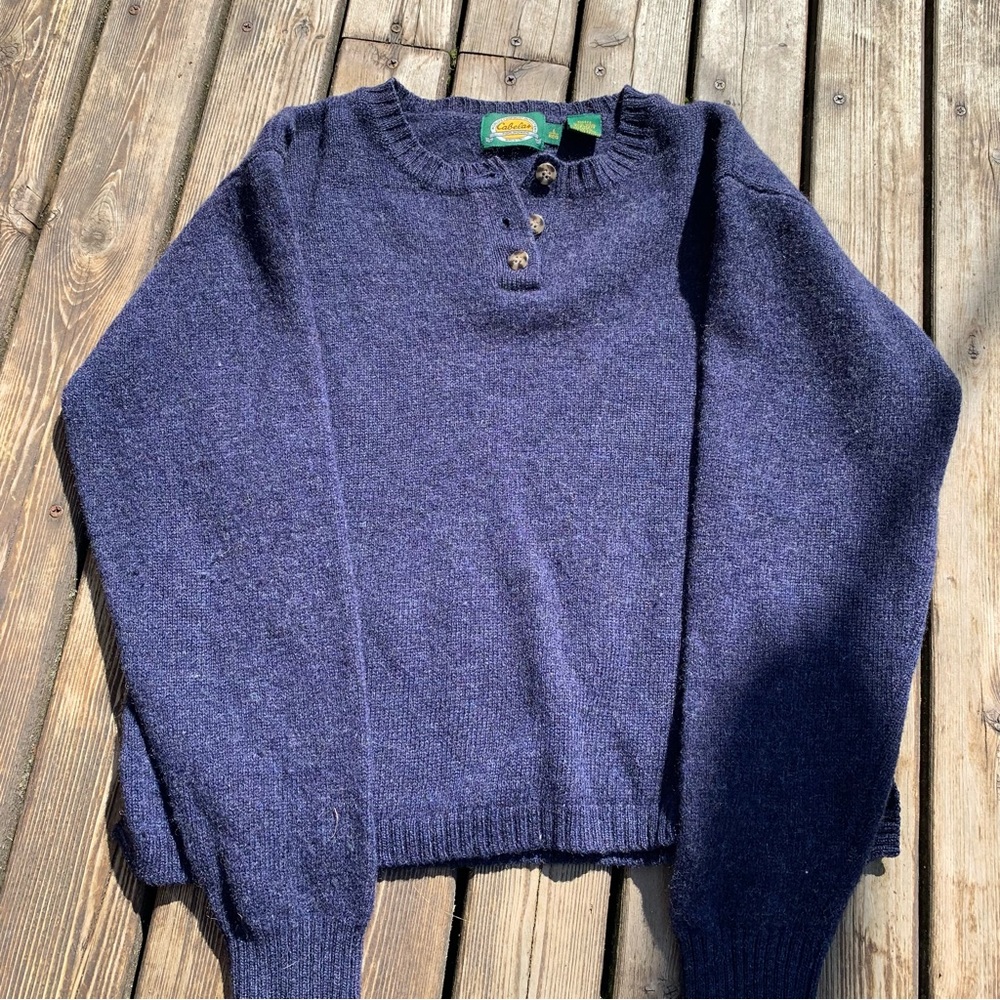 Cabela’s women’s wool sweater